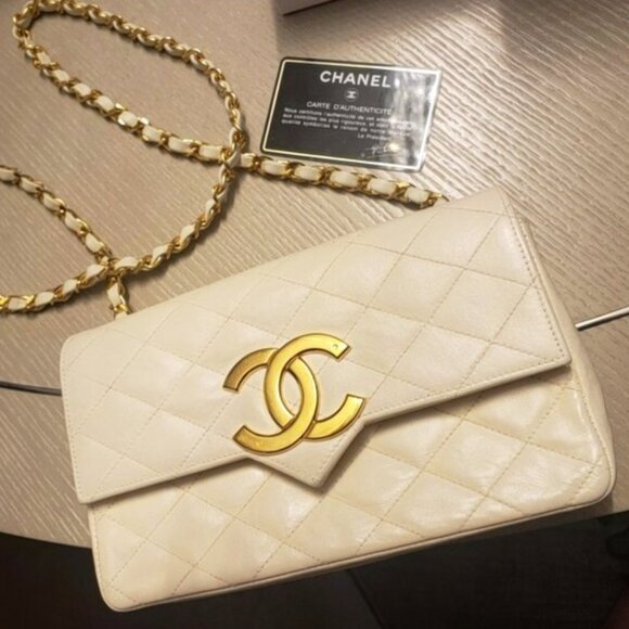 Chanel Vintage Interlocking CC White Leather Flap Bag Purse ✨🤍 - Picture 17 of 17